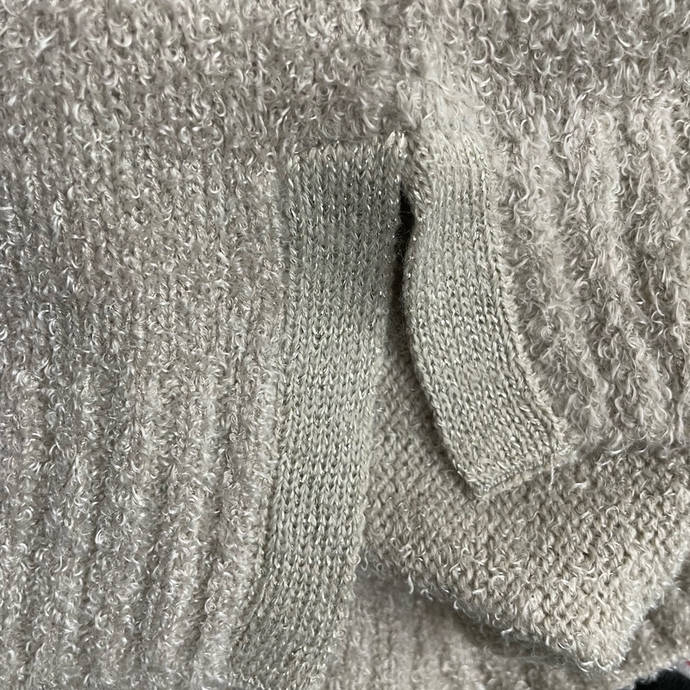 Funnel neck pullover - Picture 6 of 9